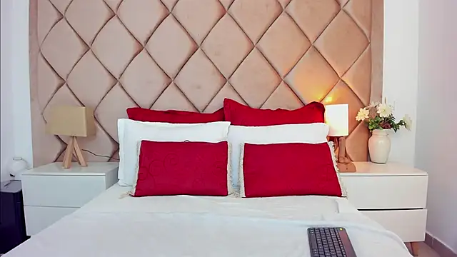 AngelinaDuvall online show from 02-15-26, 12:58