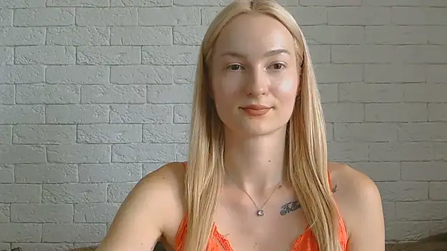Snapshot of Alice_Sweet_01 chatting on 07-21-26, 12:18 Alice Sweet 01 online show from 07-21-26, 12:18