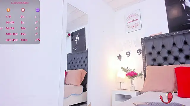 ScarlettVell online show from 10-25-25, 07:19