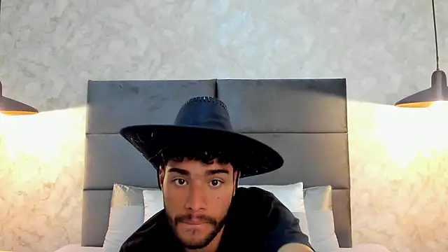 Snapshot of RaphaelDufort chatting on 09-27-25, 11:54 RaphaelDufort online show from 09-27-25, 11:54