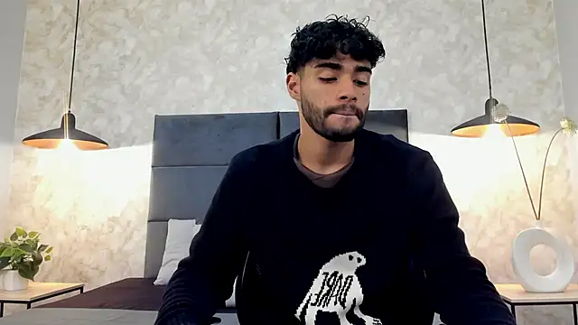 RaphaelDufort online show from 12-03-25, 11:58