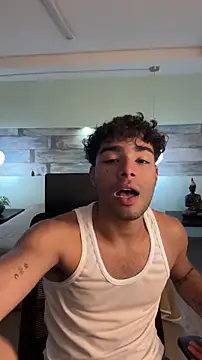 RaphaelDufort online show from 01-12-26, 05:07