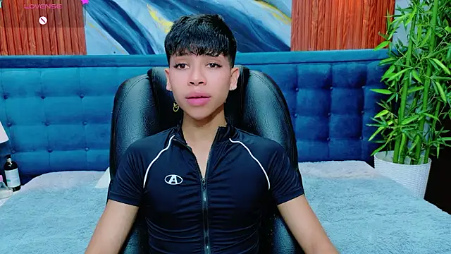 dilan 911 online show from 03-15-26, 05:52