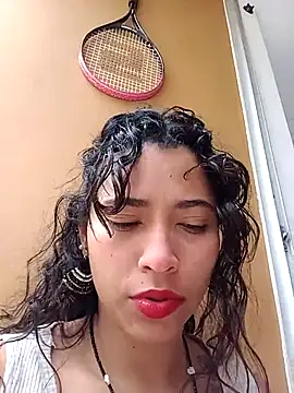 Vikyvoyeur online show from 04-22-26, 06:20