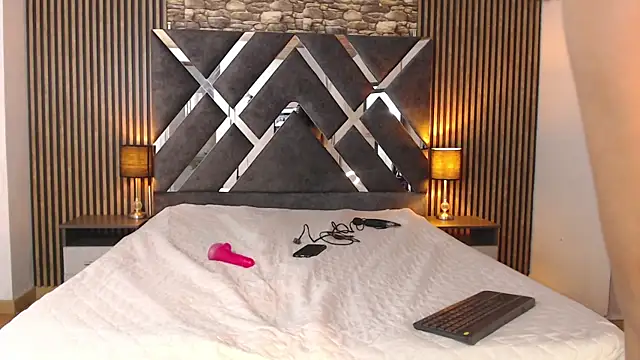 Snapshot of channelhs chatting on 10-30-25, 04:47 channelhs online show from 10-30-25, 04:47