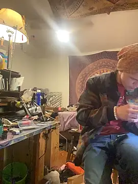 XanderOzzz online show from 11-26-25, 12:00