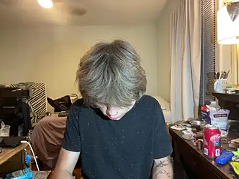 XanderOzzz online show from 06-24-26, 05:17