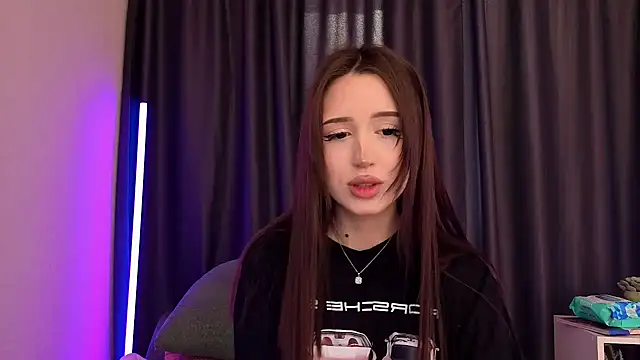 BlackEyesGirl online show from 04-08-26, 06:24