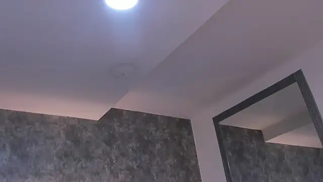 crystaldarliing online show from 11-19-25, 03:45