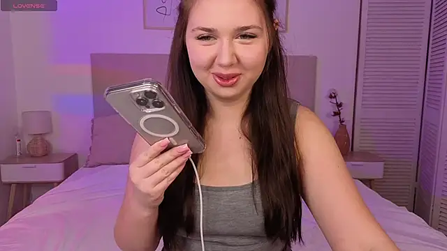 Blush Beauty   online show from 03-18-26, 09:34