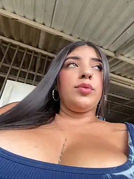 Isaa-Sweet online show from 07-16-26, 06:36