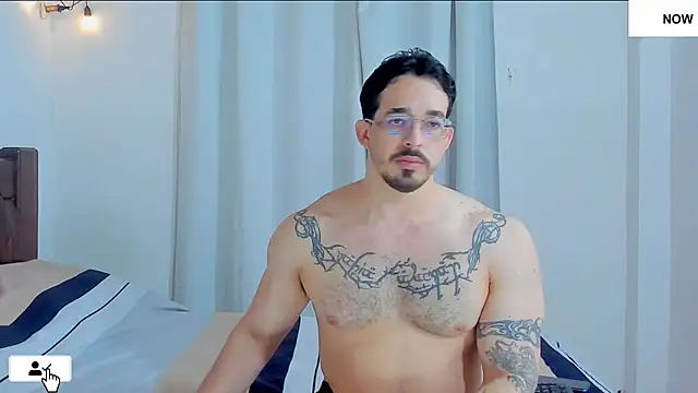 Hunter Hoott online show from 04-24-26, 05:10