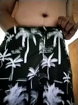 Snapshot of Marquingalo chatting on 11-18-25, 02:39 Marquingalo online show from 11-18-25, 02:39