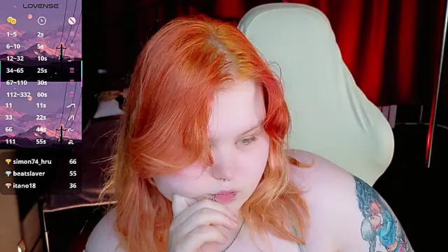 fillisfox  online show from 04-18-26, 07:18