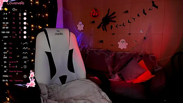 AnyaTaylor  online show from 10-29-25, 06:04