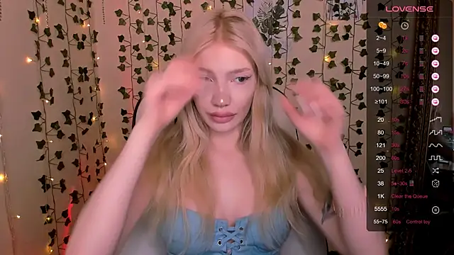 AnyaTaylor  online show from 02-13-26, 02:18