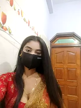 Snapshot of Hot-Soniya733 chatting on 10-15-25, 09:20 Hot-Soniya733 online show from 10-15-25, 09:20