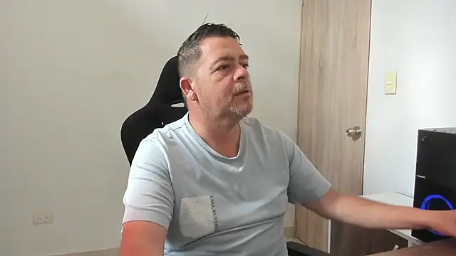 massimo dannger online show from 12-03-25, 04:27