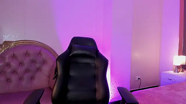 EmmaStonns online show from 10-02-25, 01:29