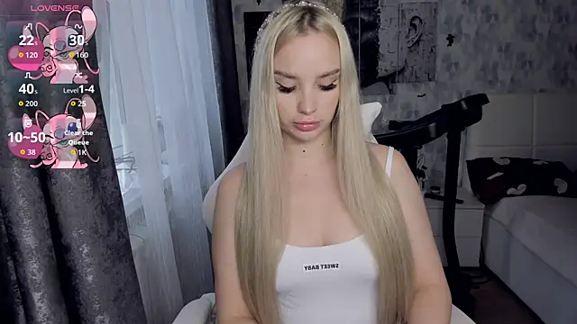 KiraKrox online show from 12-04-25, 08:45