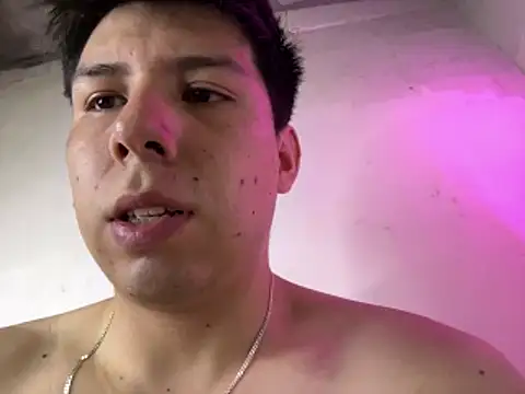 Snapshot of Axel_es chatting on 03-23-26, 07:40 Axel es online show from 03-23-26, 07:40