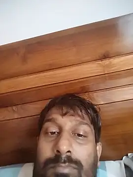 Snapshot of Chathutharu chatting on 09-18-25, 04:25 Chathutharu online show from 09-18-25, 04:25