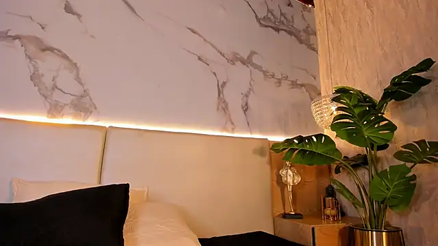 Celeste-Evanns online show from 02-21-26, 07:59