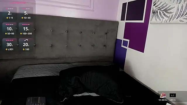 tiiny emilly online show from 10-31-25, 04:08