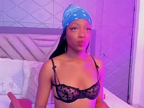 ElisabettaMonroy online show from 11-14-25, 06:39