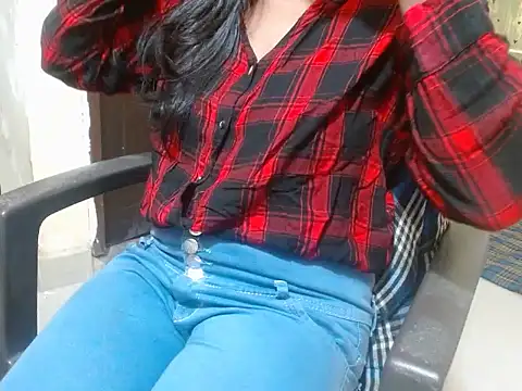 Snapshot of shallyji chatting on 09-19-25, 04:58 shallyji online show from 09-19-25, 04:58