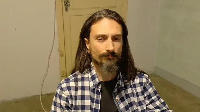 Snapshot of Mrkurt86 chatting on 02-10-26, 04:22 Mrkurt86 online show from 02-10-26, 04:22