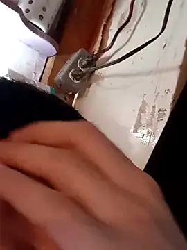 Snapshot of LUISSLEONN0958 chatting on 09-16-25, 08:21 LUISSLEONN0958 online show from 09-16-25, 08:21