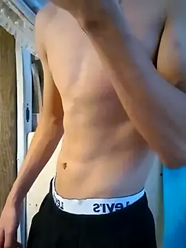 Snapshot of LUISSLEONN0958 chatting on 09-27-25, 09:42 LUISSLEONN0958 online show from 09-27-25, 09:42