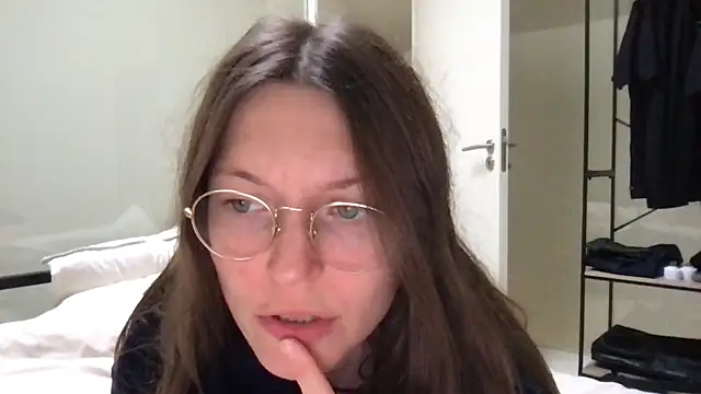 Scorpion Peach online show from 01-08-26, 03:03