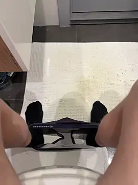 Snapshot of myPriority01 chatting on 11-01-25, 02:41 myPriority01 online show from 11-01-25, 02:41