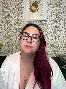 Snapshot of Lacey-BBW chatting on 09-15-25, 09:15 Lacey-BBW online show from 09-15-25, 09:15