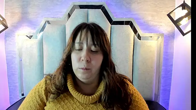  Emily rosee  online show from 10-28-25, 11:14