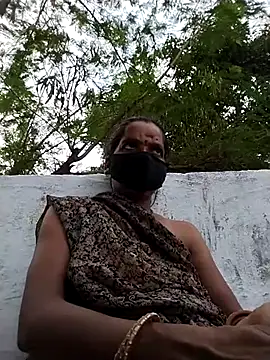 Sexi savita online show from 10-21-25, 10:27