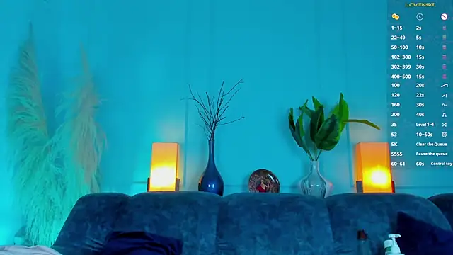 Leo Savage  online show from 02-23-26, 03:26