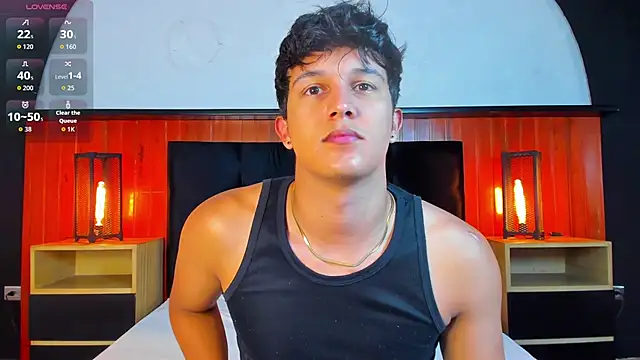 Leo Savage  online show from 05-24-26, 04:06