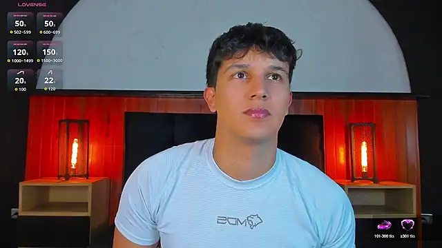Leo Savage  online show from 07-15-26, 04:29