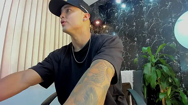 Alexander ferre online show from 10-15-25, 01:00