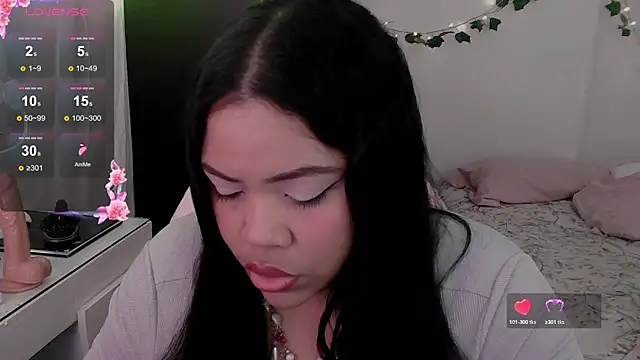 Juicy elenxx online show from 03-12-26, 07:53