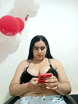 Snapshot of Dani_34velan chatting on 10-08-25, 05:16 Dani 34velan online show from 10-08-25, 05:16