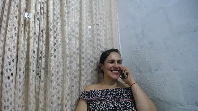 gabbyparker  online show from 02-12-26, 12:49