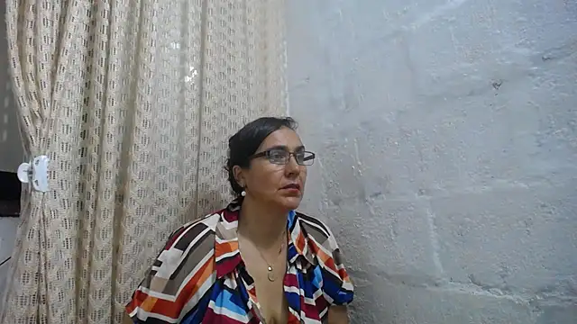 gabbyparker  online show from 03-26-26, 09:48