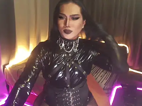 Snapshot of Hail_ur_Dominant chatting on 10-29-25, 06:53 Hail ur Dominant online show from 10-29-25, 06:53