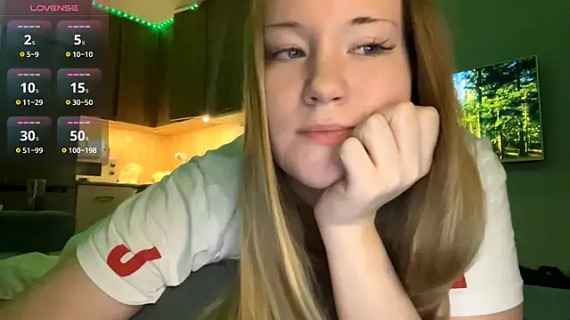 PandaFluff online show from 03-19-26, 05:17