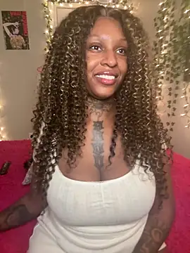 MistiSavannah online show from 02-17-26, 02:08