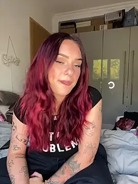 OliviaaFischer online show from 04-20-26, 05:48